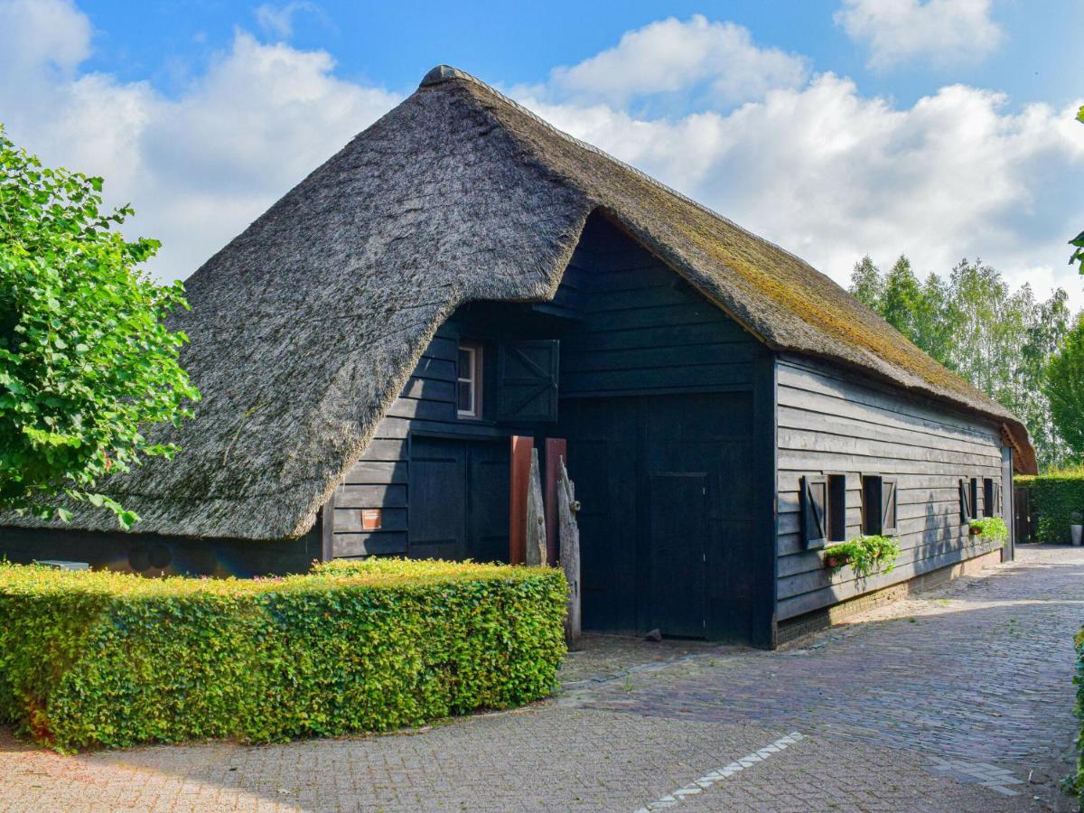 Unique Holiday Home With A Hot Tub Alphen  Kültér fotó