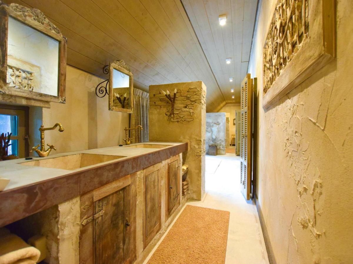 Unique Holiday Home With A Hot Tub Alphen  Kültér fotó