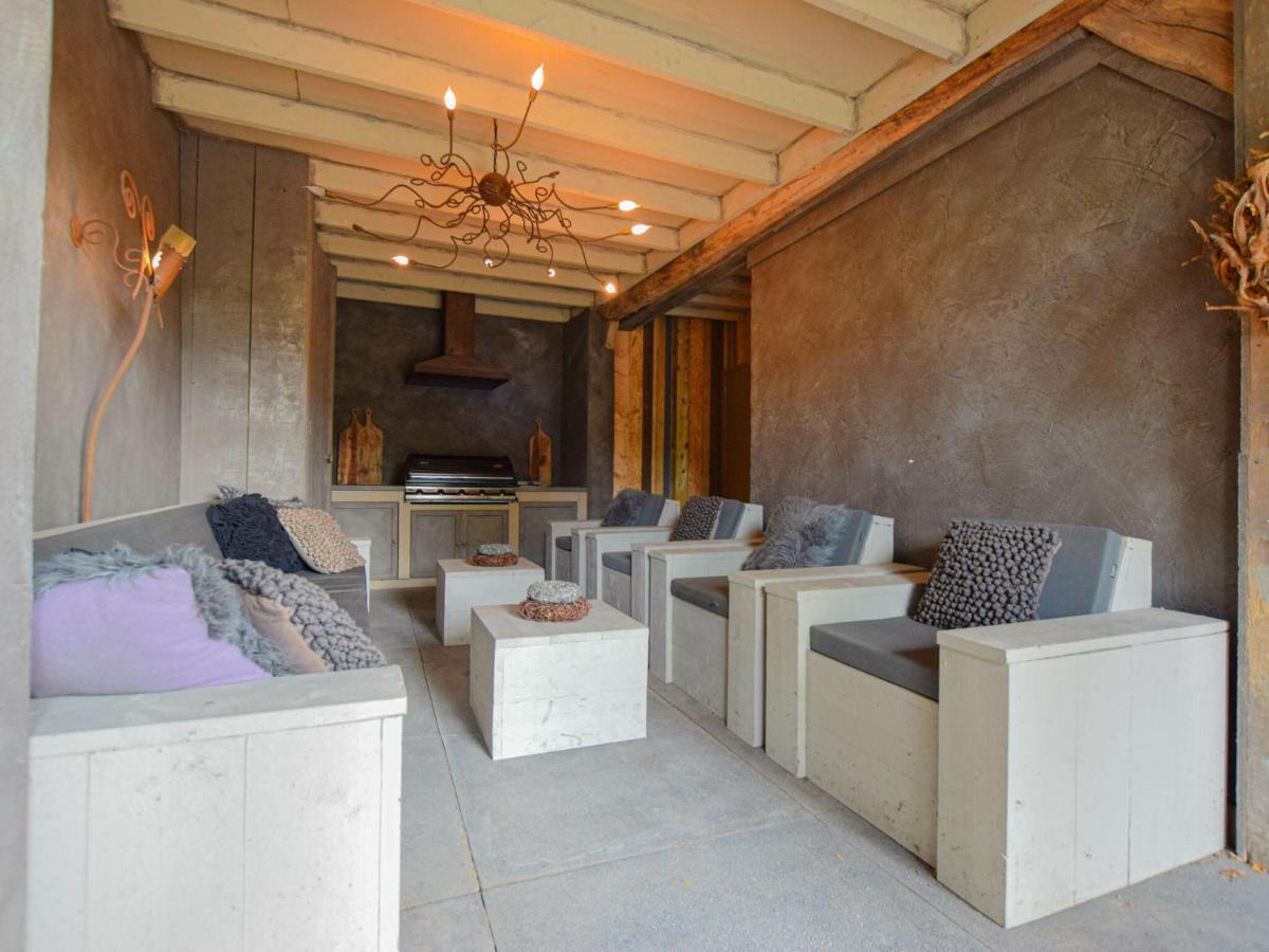 Unique Holiday Home With A Hot Tub Alphen  Kültér fotó